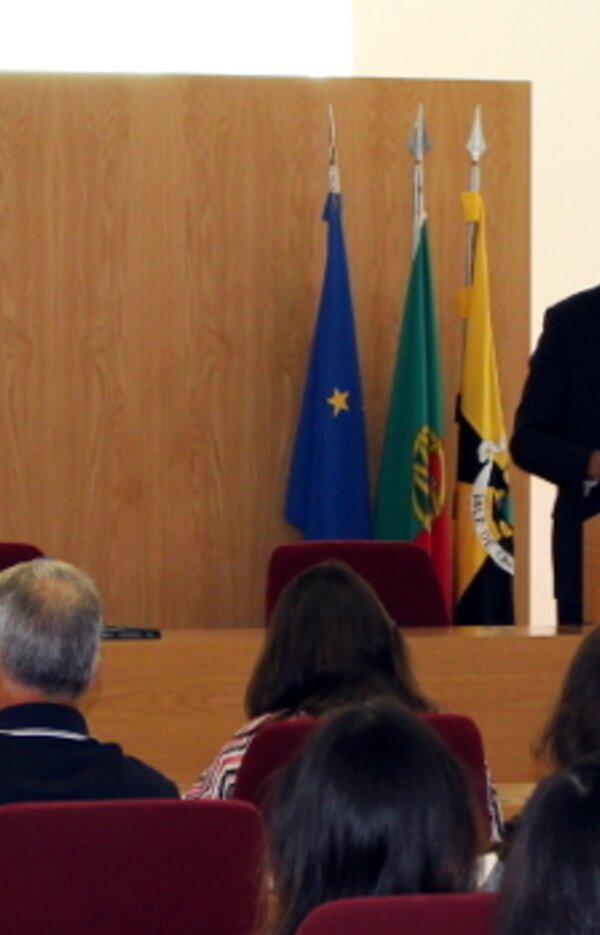 2016_-_banner_ivsessao_esclarecimento_emprego